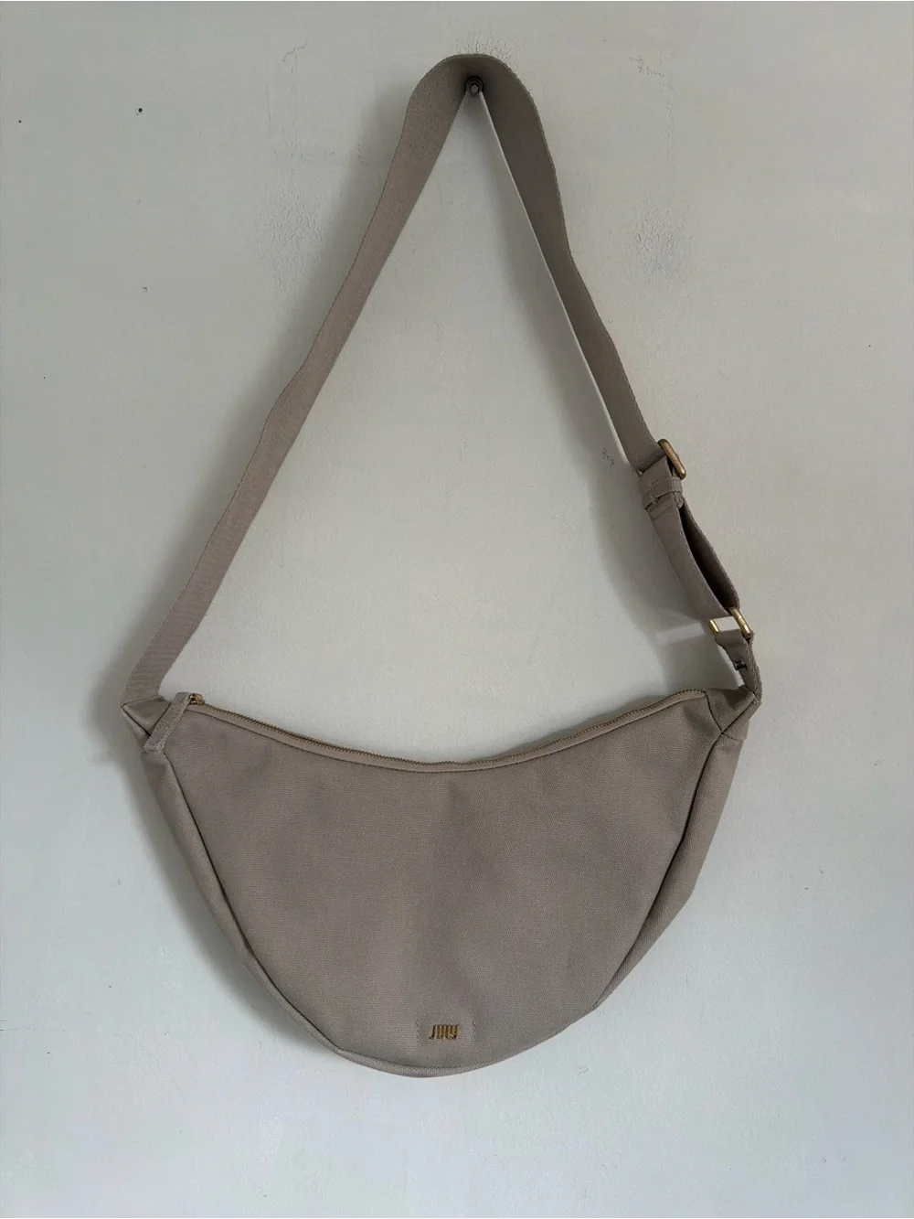 Minimalist Taupe Crossbody Bag with Adjustable Strap